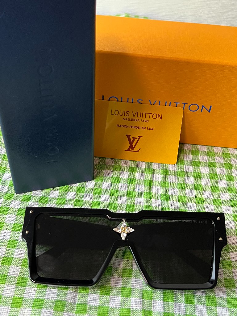 Louis Vuitton Black Frame Star-Embellished Sunglasses